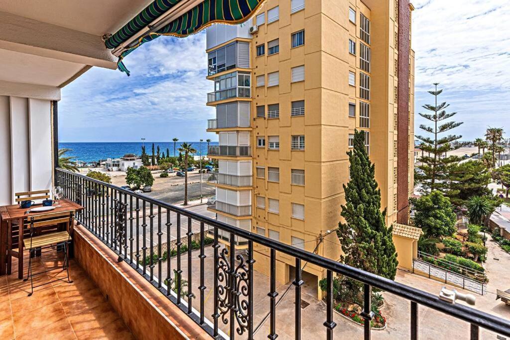 Sea Apartment Torre Del Mar Buitenkant foto